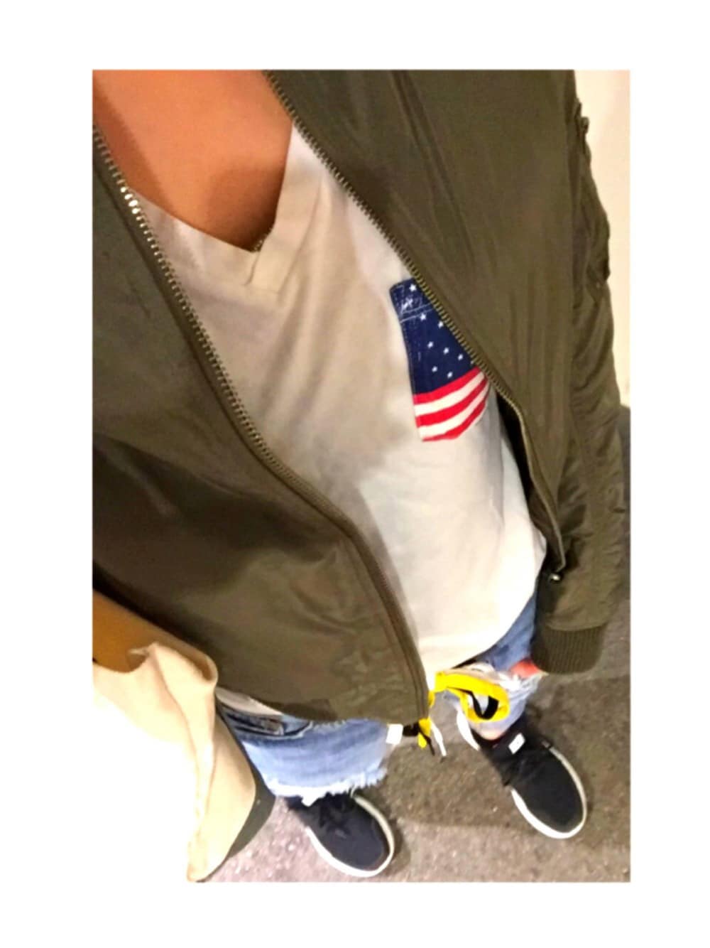 「WEGO、one way、GAP、adidas、Dickies、MA-1、シューレースベルト、おそろい、高校生、でぶ」｜「WEGOのWEGO/カラーニットキャップ（ニットキャップ/ビーニー、ブラック系）」を使った、みぃなさん（レディース・160cm）の秋コーディネートの1枚目の写真