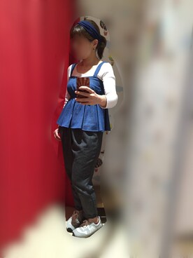 「アイテム（ヘアアクセサリー、ブルー系）」を使った、ゆえさんさん（レディース・158cm）の秋コーディネート