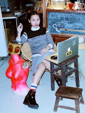 「MONKI（モンキ）のアイテム（ブーティ）」を使った、Mitsu Hana さん（レディース・155cm）の冬コーディネート