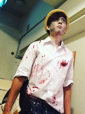 「アイテム（音楽/本・雑誌、グレー系）」を使った、KONさん（メンズ・168cm）の秋コーディネート