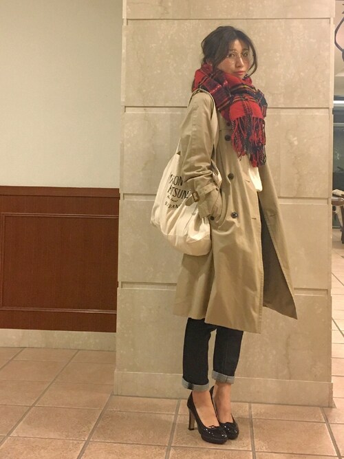 低身長の人のためのトレンチコート バランスの着こなし術をマスターして Sheryl シェリル ファッションメディア 低身長の人のためのトレンチコート バランスの着こなし術をマスターして Sheryl シェリル ファッションメディア