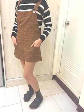 「RAINBOW SHOPのアイテム（スカート）」を使った、Silviaさん（レディース・166cm）の冬コーディネート