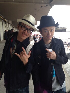 「GIVENCHY（ジバンシイ）のアイテム（Tシャツ/カットソー、ブラック系）」を使った、masahirooguraさん（メンズ）の秋コーディネート