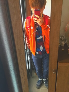 「アイテム（ジャージ）」を使った、JINさんさん（メンズ・169cm・10代）の春コーディネート