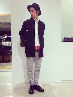 「gray」｜「アイテム（ステンカラーコート）」を使った、HARUKIさん（メンズ・171cm）の冬コーディネート