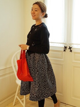 「アイテム（トートバッグ、オレンジ系）」を使った、LITTLEBLACKさん（レディース・162cm）の秋コーディネート