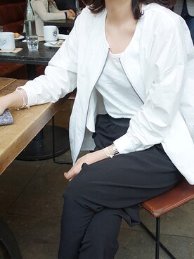 「 カジュアル」｜「アイテム（ノーカラージャケット）」を使った、LITTLEBLACKさん（レディース・162cm）の春コーディネート