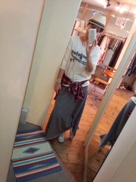 「NOMBRE IMPAIR（ノンブルアンペール）のアイテム（Tシャツ/カットソー）」を使った、rolypoly since 2011さん（レディース・165cm）の春コーディネート