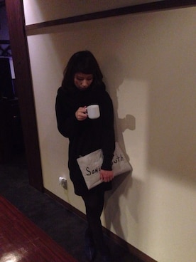 「アイテム（クラッチバッグ、グレー系）」を使った、kaoriiiiさん（レディース・160cm）の冬コーディネート