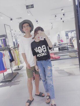 「Champion（チャンピオン）のアイテム（Tシャツ/カットソー、ホワイト系）」を使った、Mioooさん（レディース・168cm）の夏コーディネート