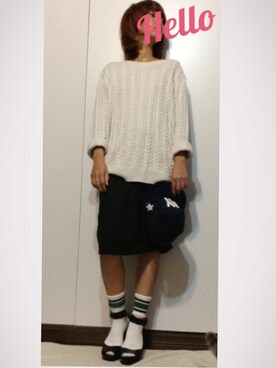 「H&M（エイチ・アンド・エム）のアイテム（ニット/セーター、ホワイト系）」を使った、sanさん（レディース・148cm）の冬コーディネート