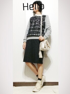 「ROSE BUD（ローズバッド）のLCTT-14267 NYC EMBROIDERY L/S P/O（Tシャツ/カットソー、グレー系）」を使った、sanさん（レディース・148cm）の冬コーディネート