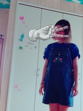 「アイテム（サロペット/オーバーオール）」を使った、Yuri  さん（レディース・156cm・10代）の秋コーディネート