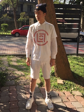 「CLOT（クロット）のアイテム（Tシャツ/カットソー）」を使った、洪承顥さん（メンズ・183cm）の冬コーディネート