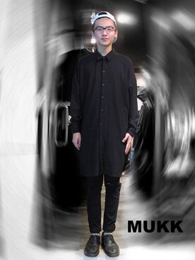 「mukkのアイテム（ハット、ホワイト系）」を使った、洪承顥さんの冬コーディネート