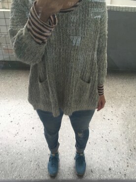 「Levi's（リーバイス）のアイテム（デニムパンツ、ブルー系）」を使った、Claire  H.さん（レディース・164cm）の秋コーディネート
