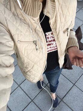 「Levi's（リーバイス）のアイテム（デニムパンツ、ブルー系）」を使った、Claire  H.さん（レディース・164cm）の秋コーディネート