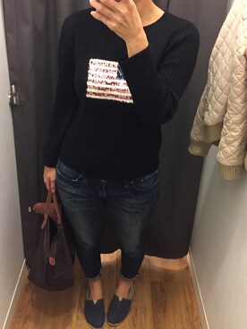 「Levi's（リーバイス）のアイテム（デニムパンツ、ブルー系）」を使った、Claire  H.さん（レディース・164cm）の冬コーディネート