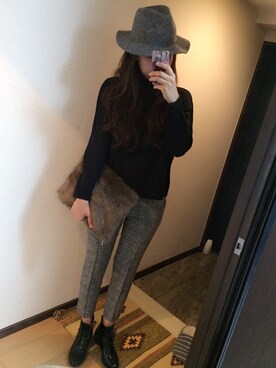 「GU（ジーユー）のアイテム（ニット/セーター、ブラック系）」を使った、Jさん（レディース・168cm）の秋コーディネート