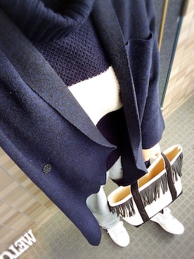 「TODAYFUL（トゥデイフル）のハイネックボーダーニット（ニット/セーター、ブルー系）」を使った、Jさん（レディース・168cm）の冬コーディネート