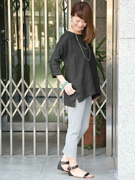 「スウェットパンツ」｜「アイテム（チュニック）」を使った、DOORS WOMENSさん（レディース・168cm）の春コーディネート