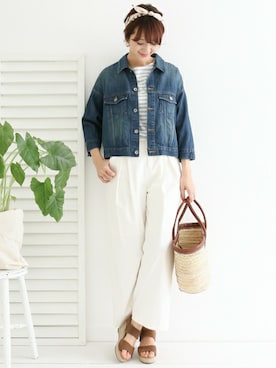 「URBAN RESEARCH DOORS（アーバンリサーチドアーズ）のDOORS コットンタックワイドパンツ（その他パンツ）」を使った、DOORS WOMENSさん（レディース・168cm）の春コーディネート