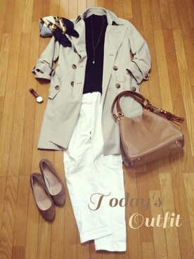 「ネイビー×ホワイト」｜「アイテム（トレンチコート）」を使った、來子さん（レディース・164cm）の春コーディネート