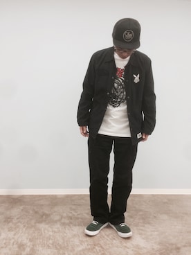 「バンドT」｜「アイテム（ナイロンジャケット）」を使った、yo-heyさん（メンズ・173cm）の秋コーディネート