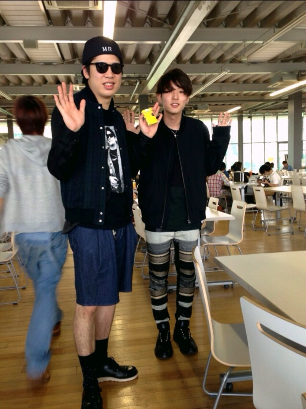 「RAF SIMONS、KRIS VAN ASSCHE、3.1 phillip lim」｜「RAF SIMONSのアイテム（ブルゾン、ブラック系）」を使った、(n)さん（メンズ・175cm）の秋コーディネートの1枚目の写真