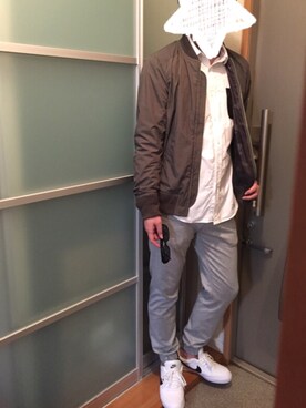 「recs（レックス）のアイテム」を使った、URIBOU.さん（メンズ・178cm）の冬コーディネート