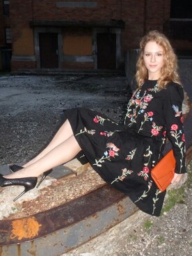 「ZARA（ザラ）のアイテム（ワンピース/ドレス、その他）」を使った、claireさん（レディース）の秋コーディネート