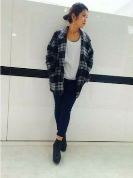 「VENCEEXCHANGE（ヴァンスエクスチェンジ）のアイテム（その他アウター）」を使った、VENCE EXCHANGE LADIES STAFFさん（レディース・160cm）の冬コーディネート