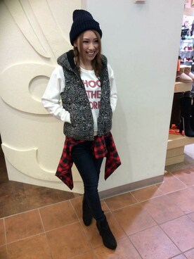 「VENCEEXCHANGE（ヴァンスエクスチェンジ）のアイテム（その他アウター）」を使った、VENCE EXCHANGE LADIES STAFFさん（レディース・160cm）の秋コーディネート