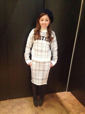 「ロゴニット」｜「アイテム（ハンチング/ベレー帽）」を使った、VENCE EXCHANGE LADIES STAFFさん（レディース・160cm）の冬コーディネート