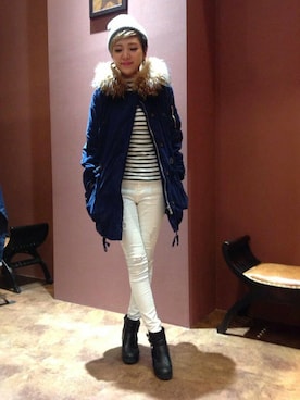 「アイテム（ミリタリージャケット）」を使った、VENCE EXCHANGE LADIES STAFFさん（レディース・160cm）の冬コーディネート