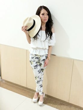 VENCE EXCHANGE LADIES STAFFさん(レディース・160cm)の春コーディネート