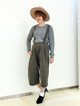 「ツバ広ハット」｜「アイテム（ブーティ）」を使った、VENCE EXCHANGE LADIES STAFFさん（レディース・160cm）の秋コーディネート