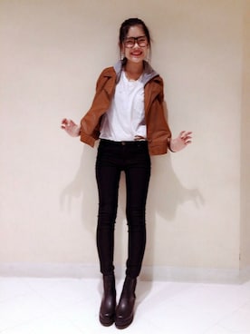 「VENCEEXCHANGE（ヴァンスエクスチェンジ）のアイテム（ライダースジャケット）」を使った、VENCE EXCHANGE LADIES STAFFさん（レディース・160cm）の秋コーディネート