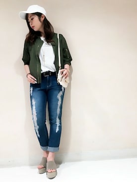 VENCE EXCHANGE LADIES STAFFさん（レディース・160cm）の春コーディネート