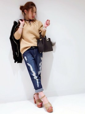 「ボーイフレンドデニム」｜「アイテム（MA-1）」を使った、VENCE EXCHANGE LADIES STAFFさん（レディース・160cm）の秋コーディネート
