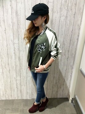 「VENCEEXCHANGE（ヴァンスエクスチェンジ）のアイテム（ブルゾン）」を使った、VENCE EXCHANGE LADIES STAFFさん（レディース・160cm）の秋コーディネート