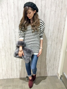 「アイテム（クラッチバッグ、グレー系）」を使った、VENCE EXCHANGE LADIES STAFFさん（レディース・160cm）の秋コーディネート