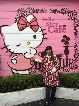 「CRASH HELLO KITTY（クラッシュハローキティ）のアイテム（トップス）」を使った、geminiさん（レディース・163cm）の秋コーディネート