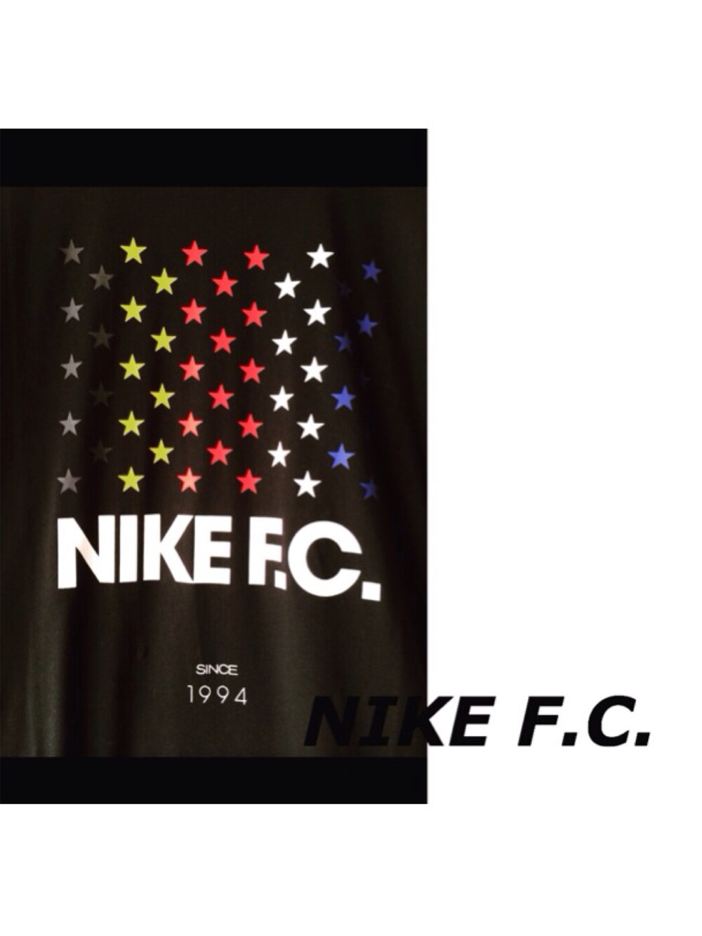 「NIKE、Nikefc、football、soccer、ナイキ、サッカー、星柄、ブラック、black」｜「NIKE FCのアイテム（Tシャツ/カットソー、ブラック系）」を使った、mikaさん（レディース・156cm）の秋コーディネートの1枚目の写真