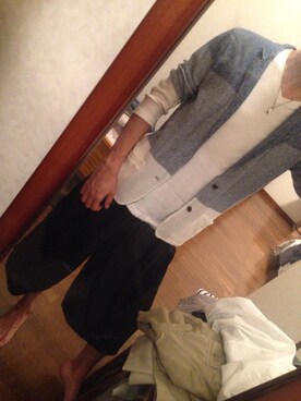 「UNIQLO（ユニクロ）のMEN ドライカラーVネックT（半袖）A（Tシャツ/カットソー、ホワイト系）」を使った、へーやんさん（メンズ）の秋コーディネート