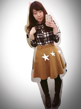 「Rubyrivet（ルビーリベット）のアイテム（スカート）」を使った、kana_claraさん（レディース・162cm）の春コーディネート