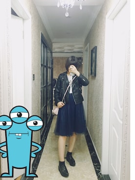 「ZARA（ザラ）のアイテム（ジャケット/アウター、ブラック系）」を使った、Amber Shiさん（レディース・165cm）の秋コーディネート