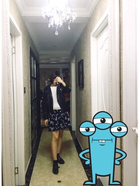 「ZARA（ザラ）のアイテム（ジャケット/アウター、ブラック系）」を使った、Amber Shiさん（レディース・165cm）の秋コーディネート