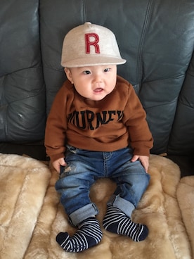 「petit main（プティマイン）のロゴデザイン裏起毛トレーナー（スウェット）」を使った、toooomaさん（キッズ・70cm）の冬コーディネート