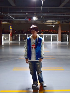 「リーバイス」｜「アイテム（スタジャン）」を使った、海統さん（メンズ・163cm）の秋コーディネート